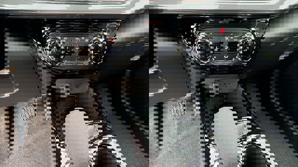 New 2026 Chevrolet Trax ACTIV w/ Driver Confidence Package image 25