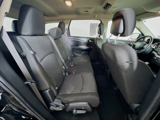 Used 2017 Dodge Journey SE w/ Flexible Seating Group FWD image 38