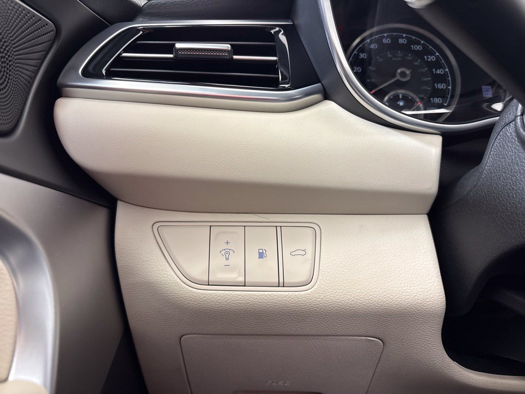 New 2026 Genesis G70 2.5T RWD image 37