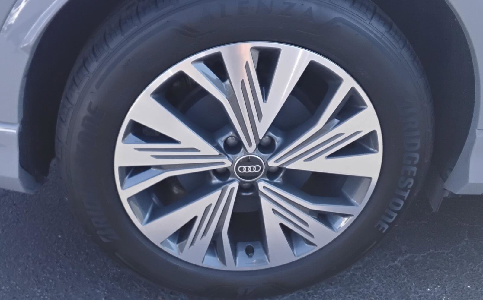 Certified 2025 Audi Q4 e-tron Premium w/ Convenience Package image 13