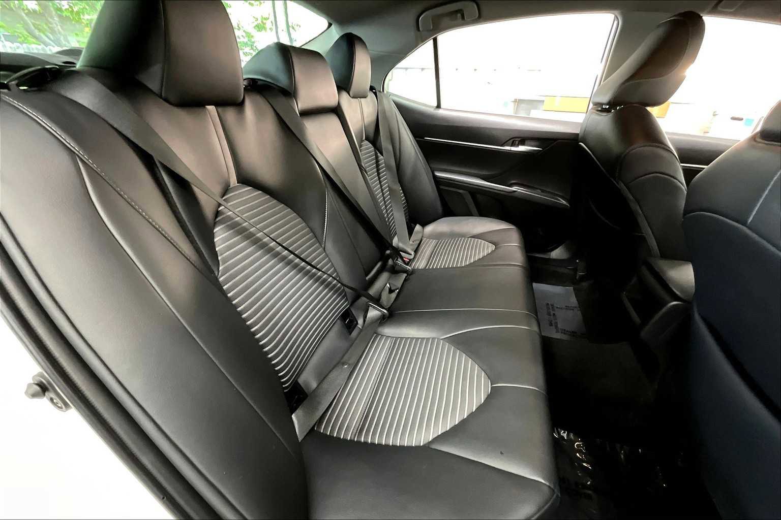 Used 2024 Toyota Camry SE w/ Cold Weather Package image 29