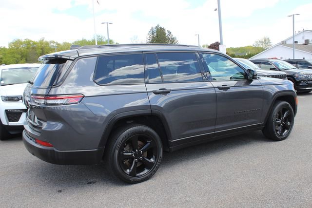 Used 2023 Jeep Grand Cherokee L Altitude AWD/4WD image 29