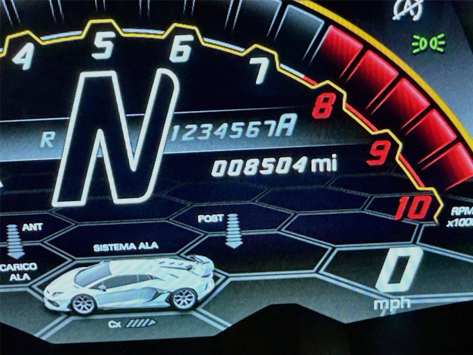 Used 2020 Lamborghini Aventador SVJ AWD/4WD image 13