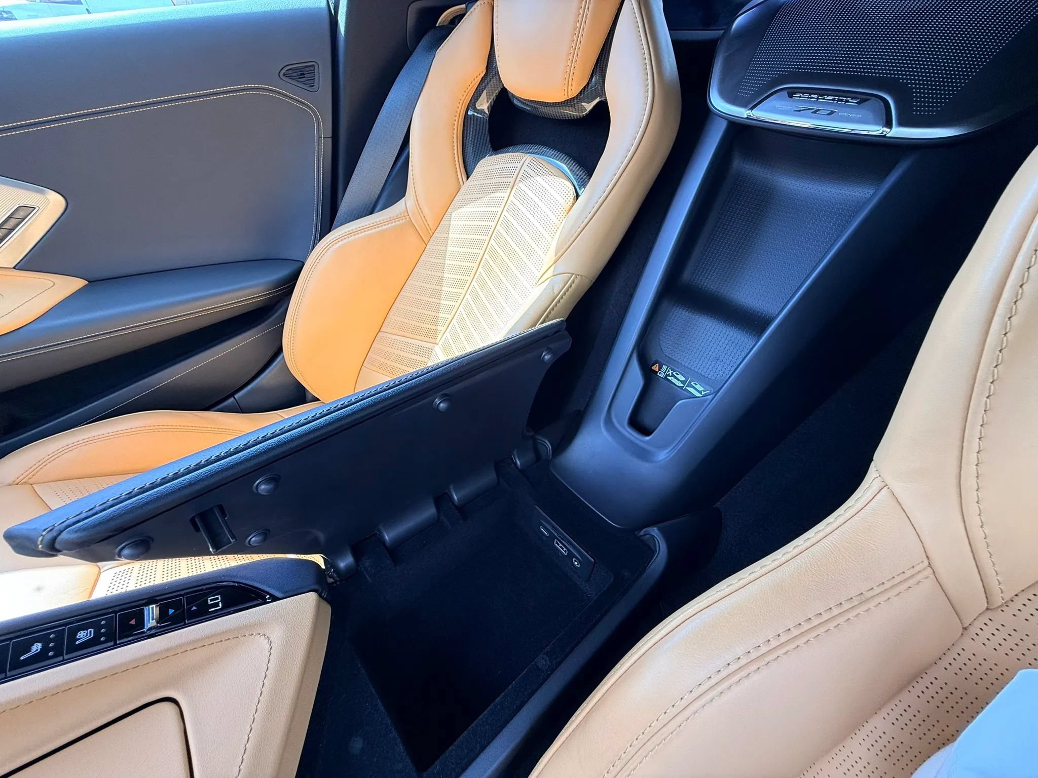 Used 2023 Chevrolet Corvette Stingray Preferred Cpe w/ Z51 Performance Package RWD image 20