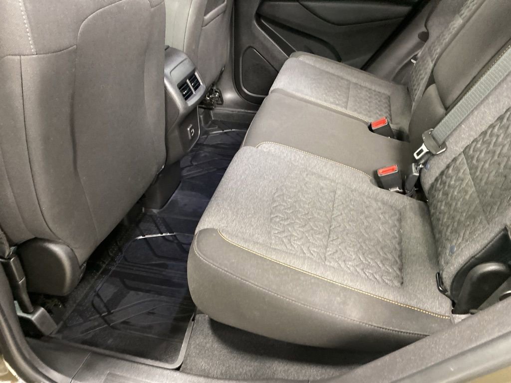 Used 2023 Chevrolet Equinox LT image 28