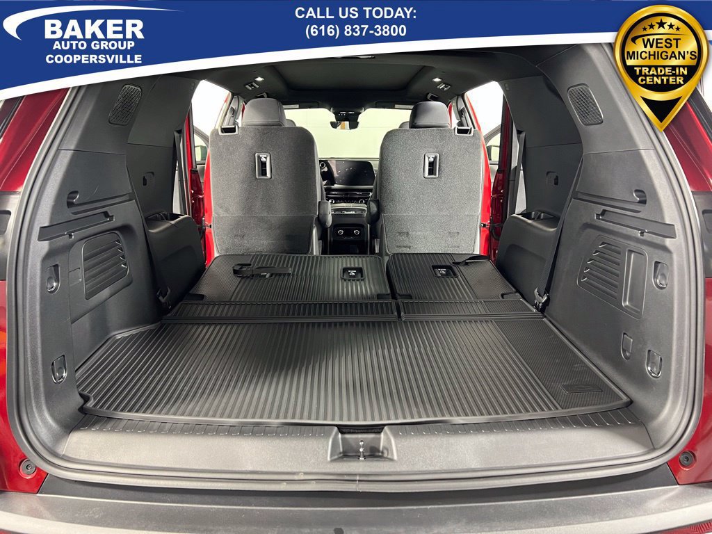 New 2026 Chevrolet Traverse LT w/ Sun and Wheel Package AWD/4WD image 15