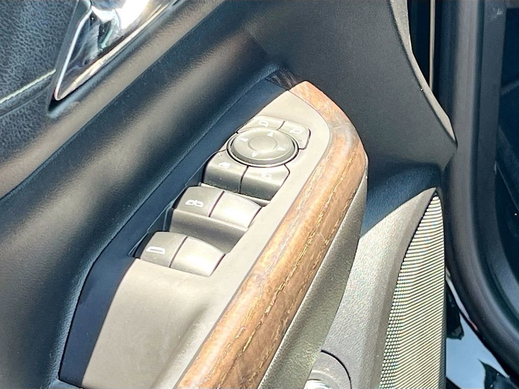 Used 2020 GMC Acadia Denali image 18