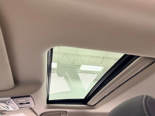 Used 2023 Nissan Altima 2.5 SV w/ SV Premium Package image 22