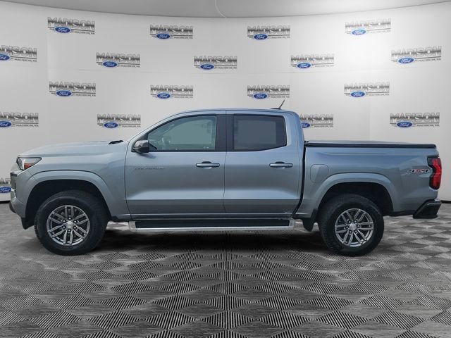 Used 2023 Chevrolet Colorado LT w/ LT Convenience Package II AWD/4WD image 2
