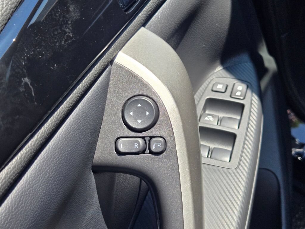 New 2026 Mitsubishi Outlander LE AWD/4WD image 18