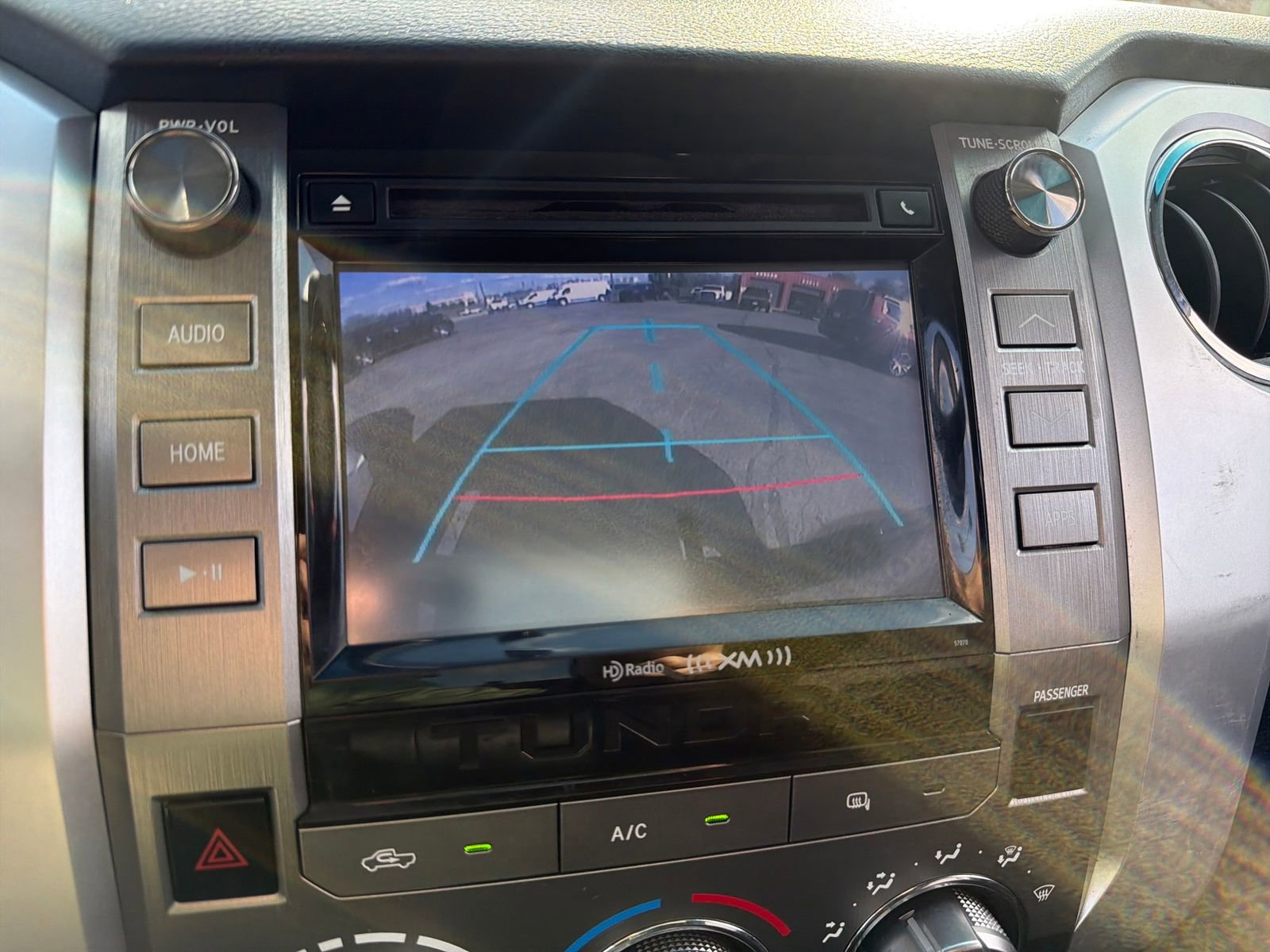 Used 2015 Toyota Tundra SR5 AWD/4WD image 21