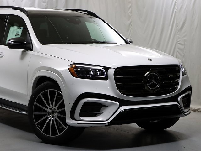 New 2026 Mercedes-Benz GLS 580 4MATIC image 2