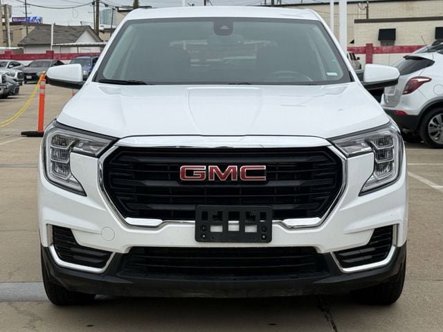 Used 2024 GMC Terrain SLE AWD/4WD image 8