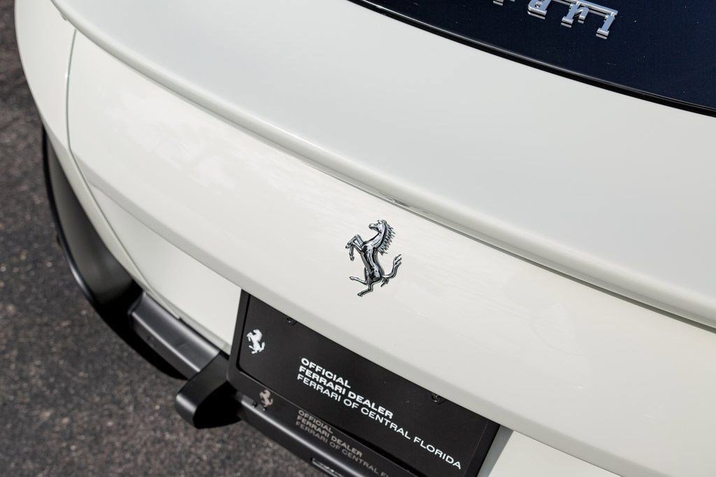 Used 2024 Ferrari Roma Spider image 37