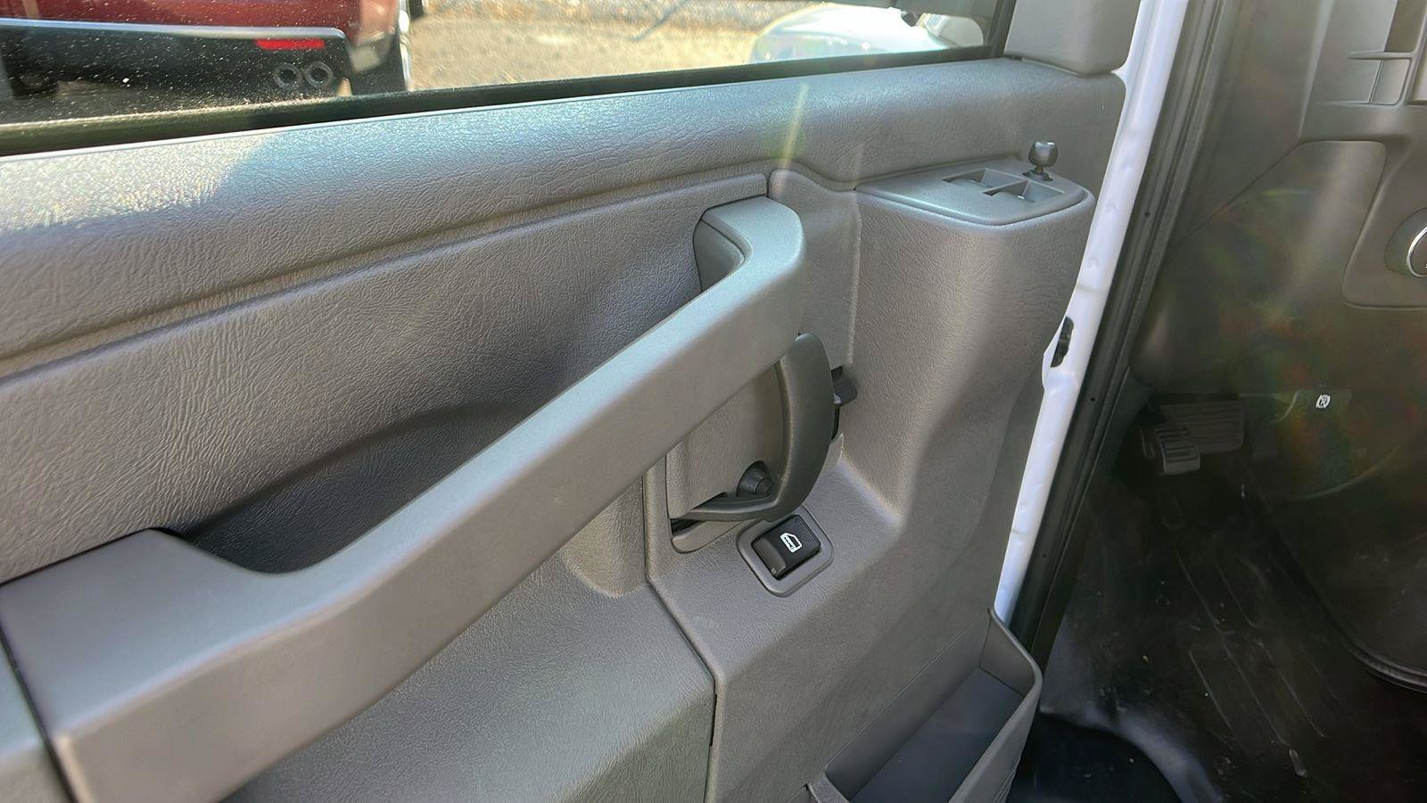 New 2025 Chevrolet Express 2500 w/ Communications Package RWD image 14