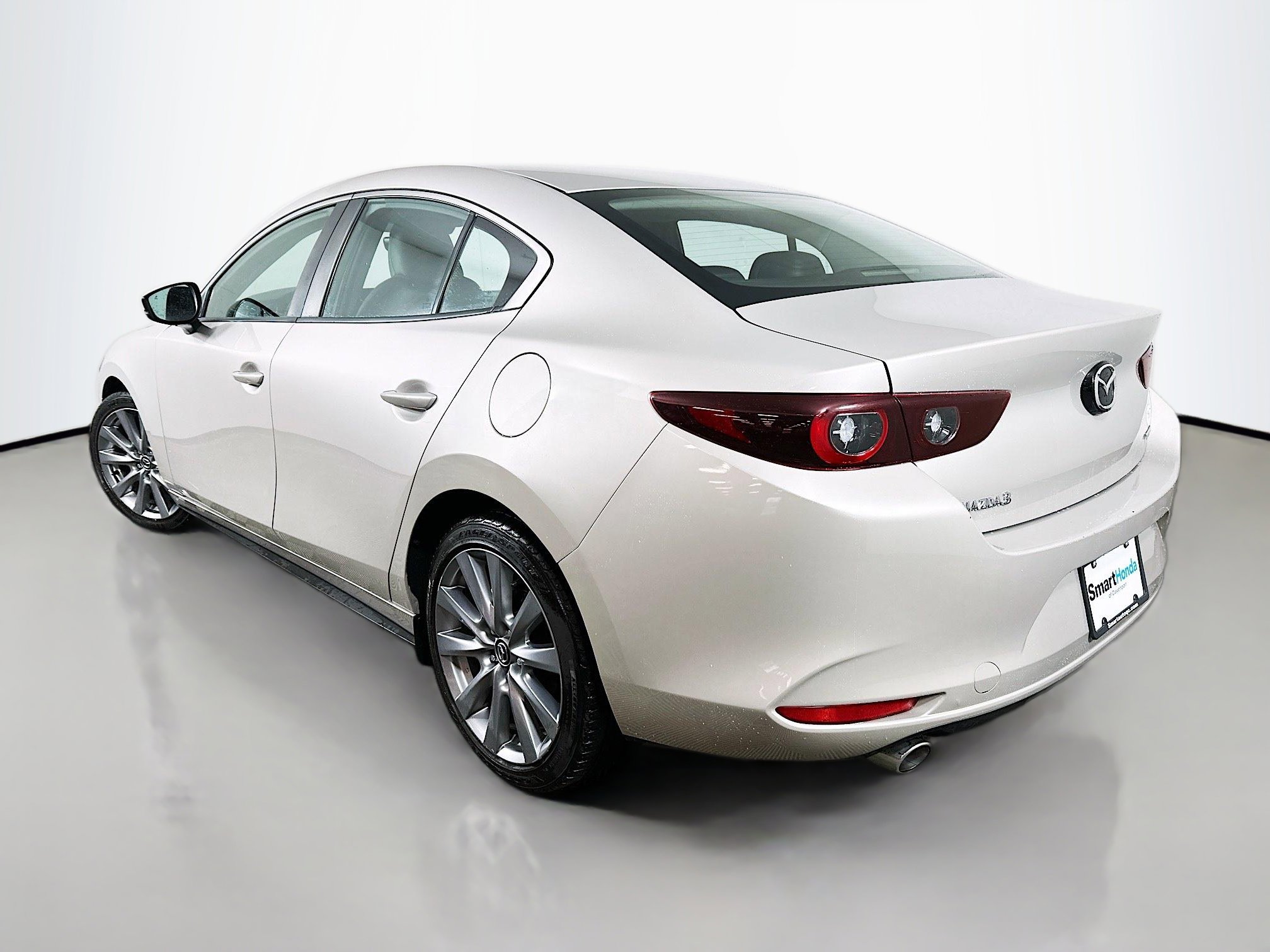 Used 2023 MAZDA MAZDA3 s FWD image 5