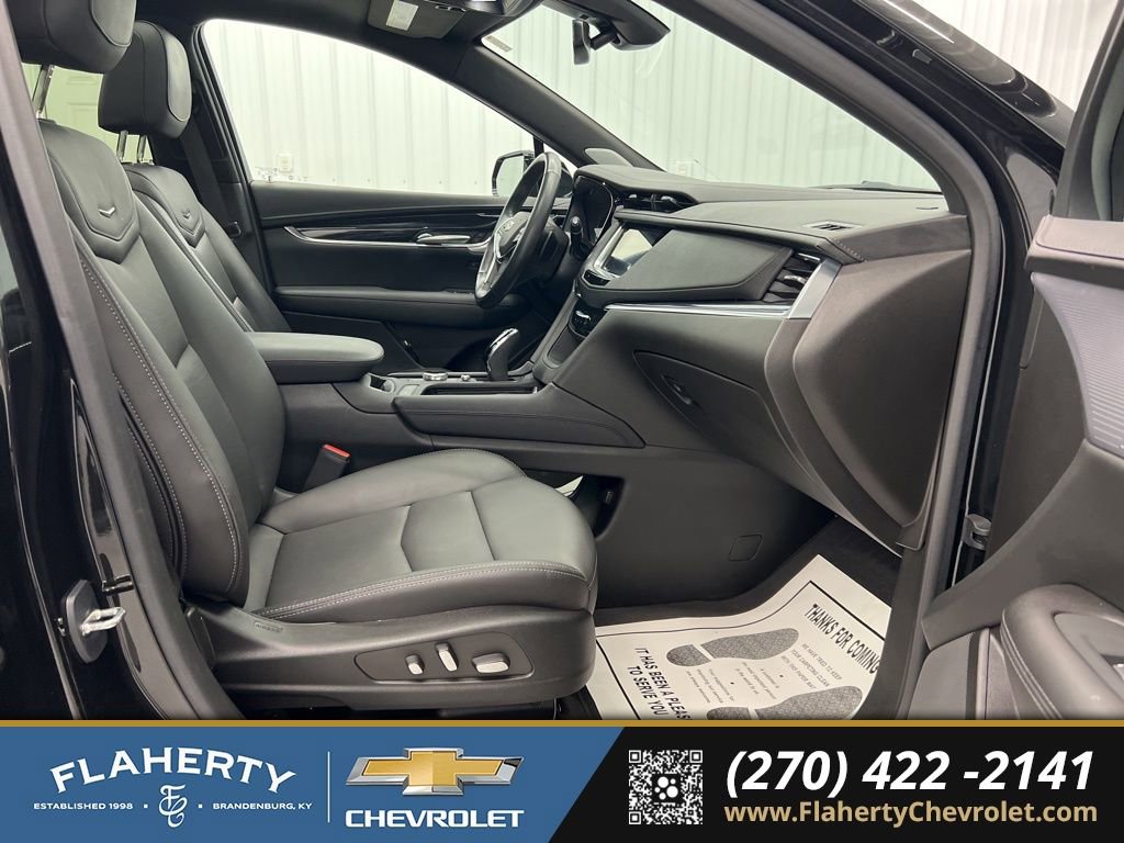 Used 2023 Cadillac XT5 Premium Luxury image 15