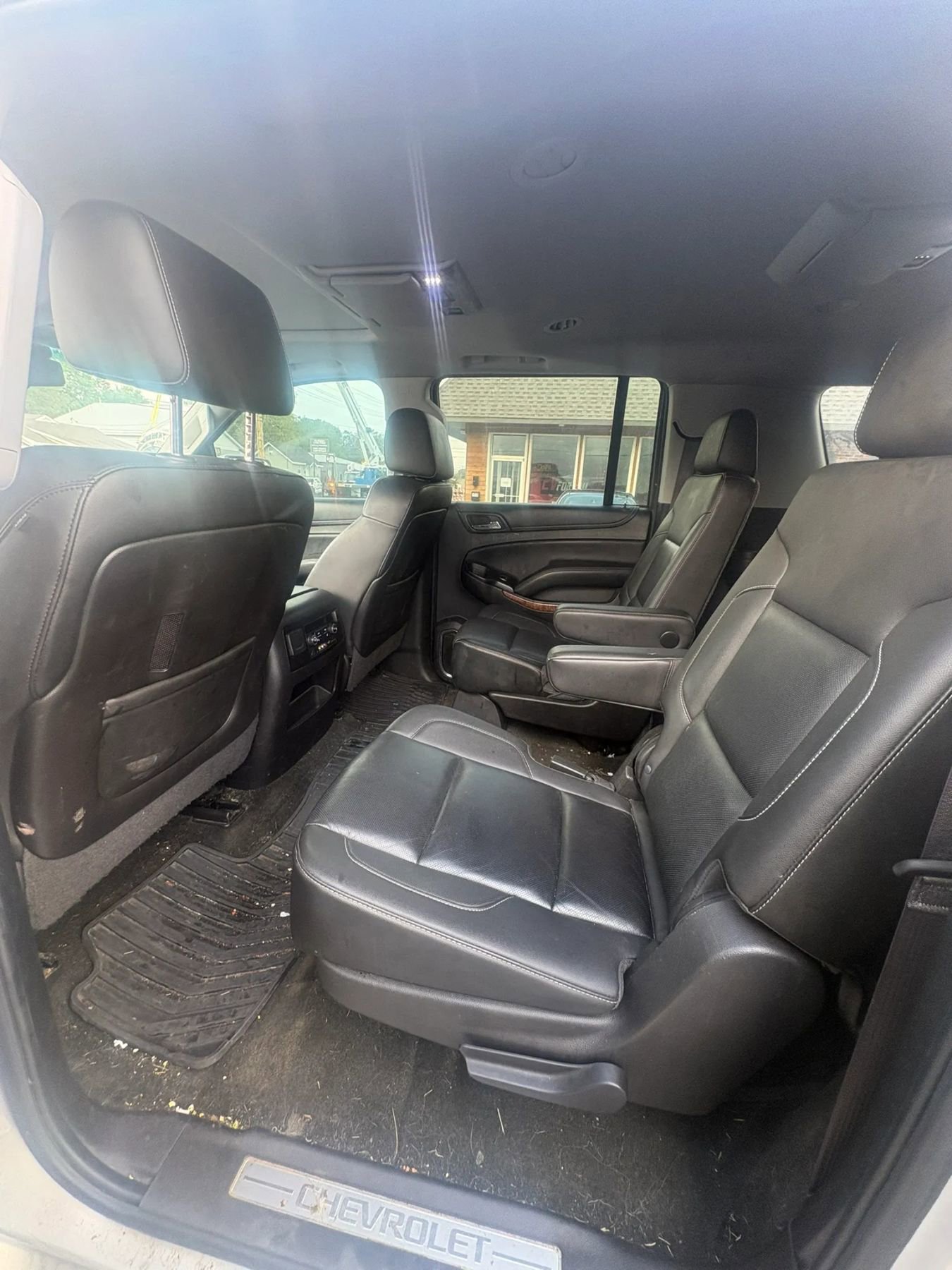 Used 2016 Chevrolet Suburban LTZ AWD/4WD image 10