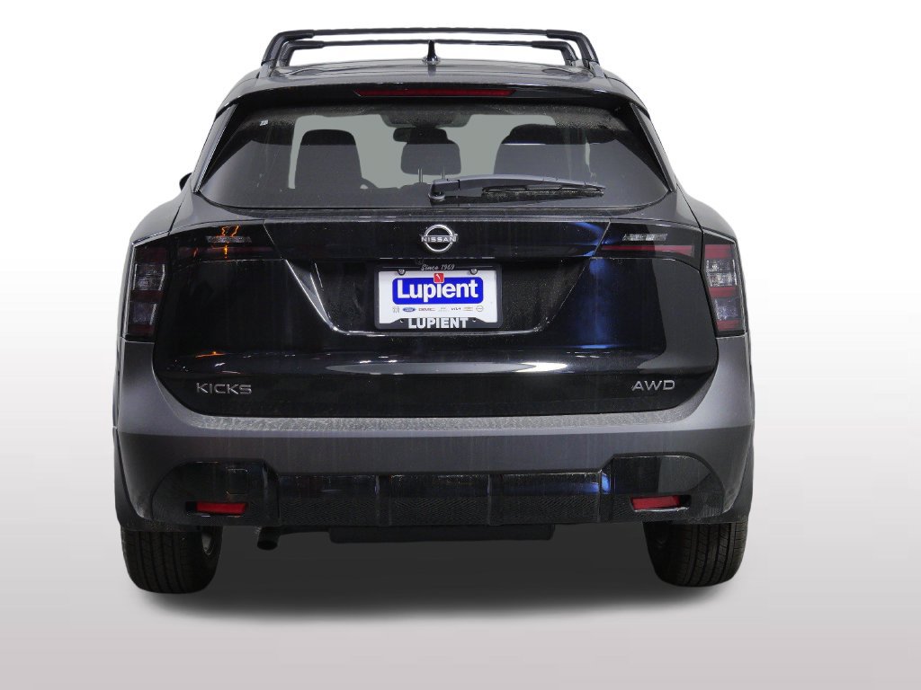 New 2027 Nissan Kicks SV AWD/4WD image 7