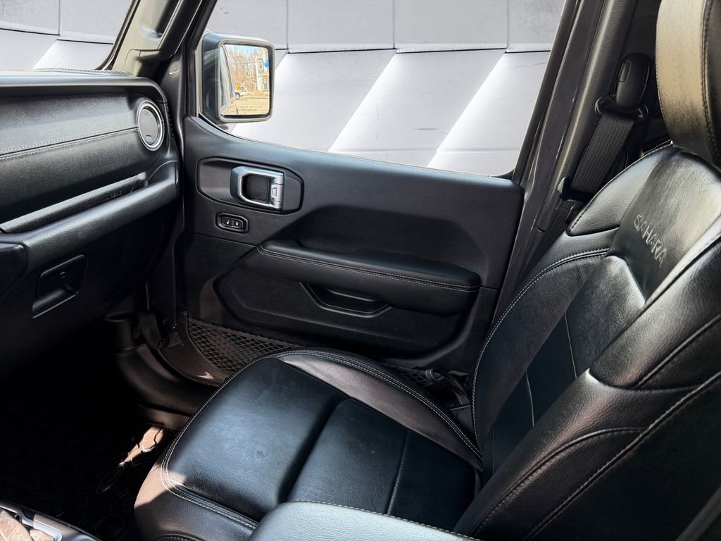 Used 2021 Jeep Wrangler Unlimited Sahara image 10