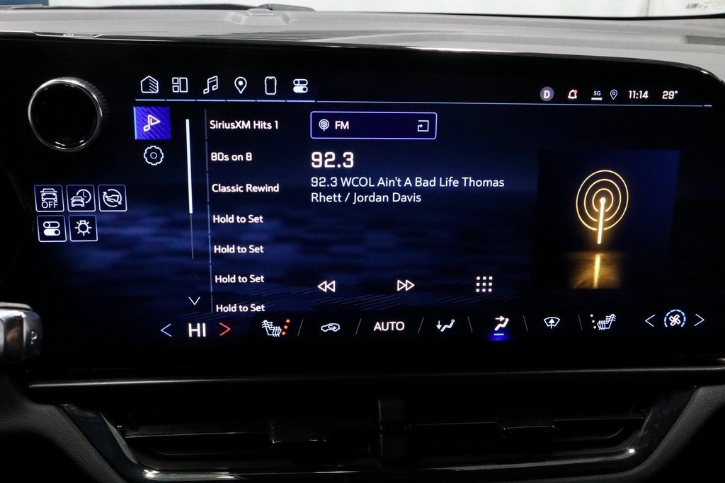 Used 2024 Chevrolet Equinox EV RS image 3