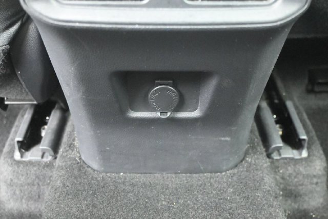 Used 2024 Toyota RAV4 LE AWD/4WD image 13