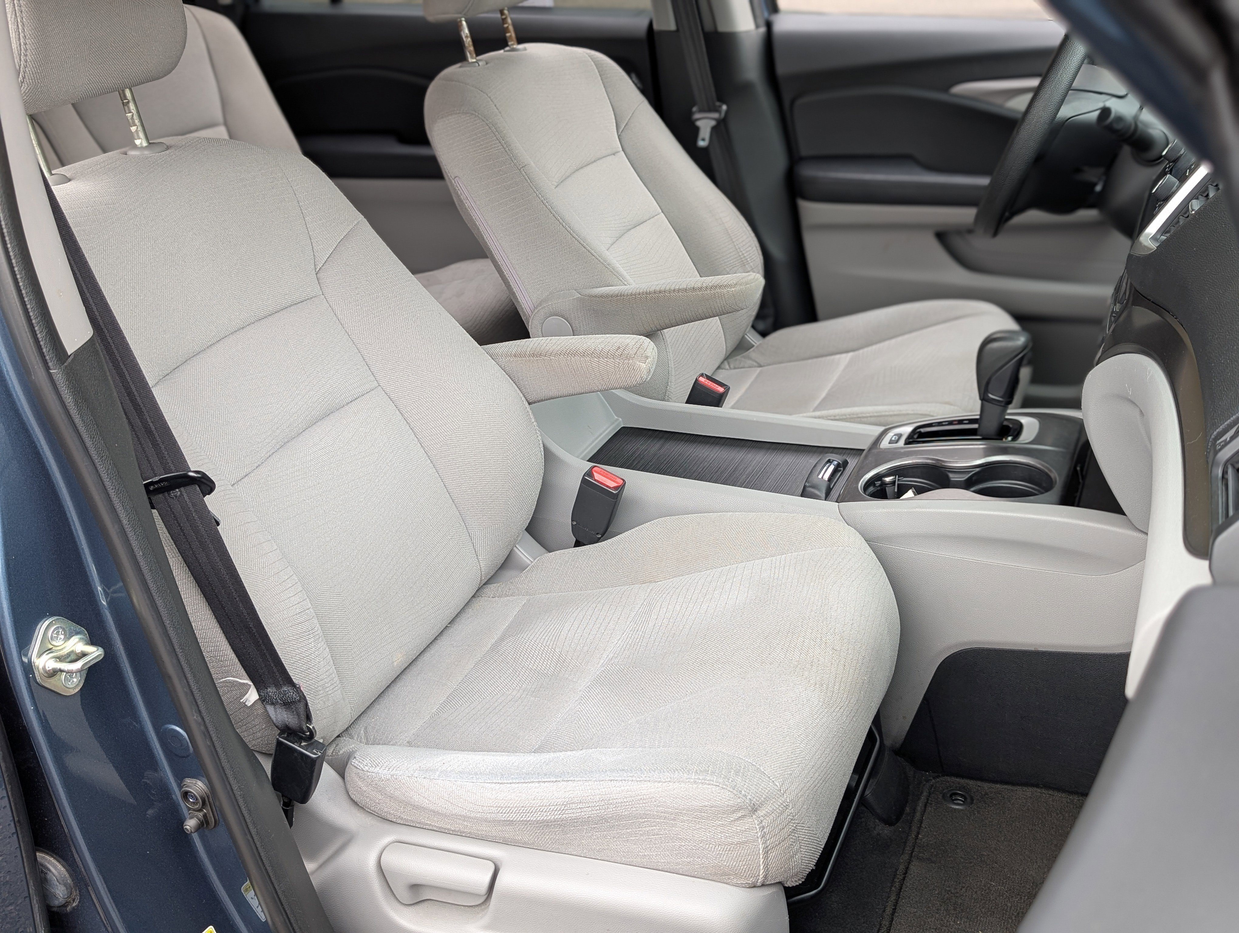 Used 2016 Honda Pilot LX image 22