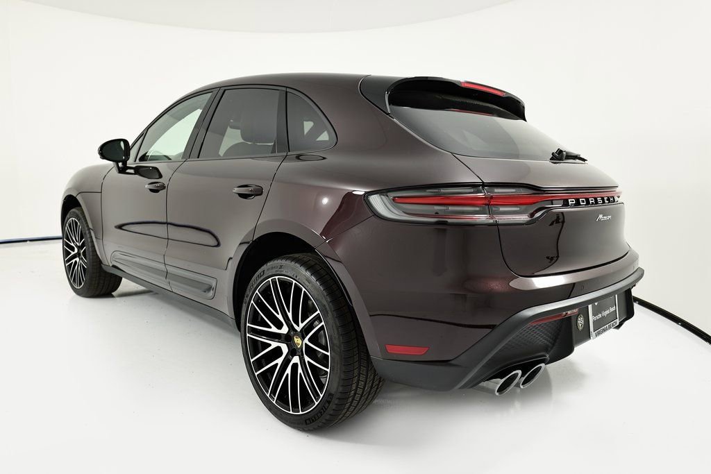 New 2026 Porsche Macan image 3