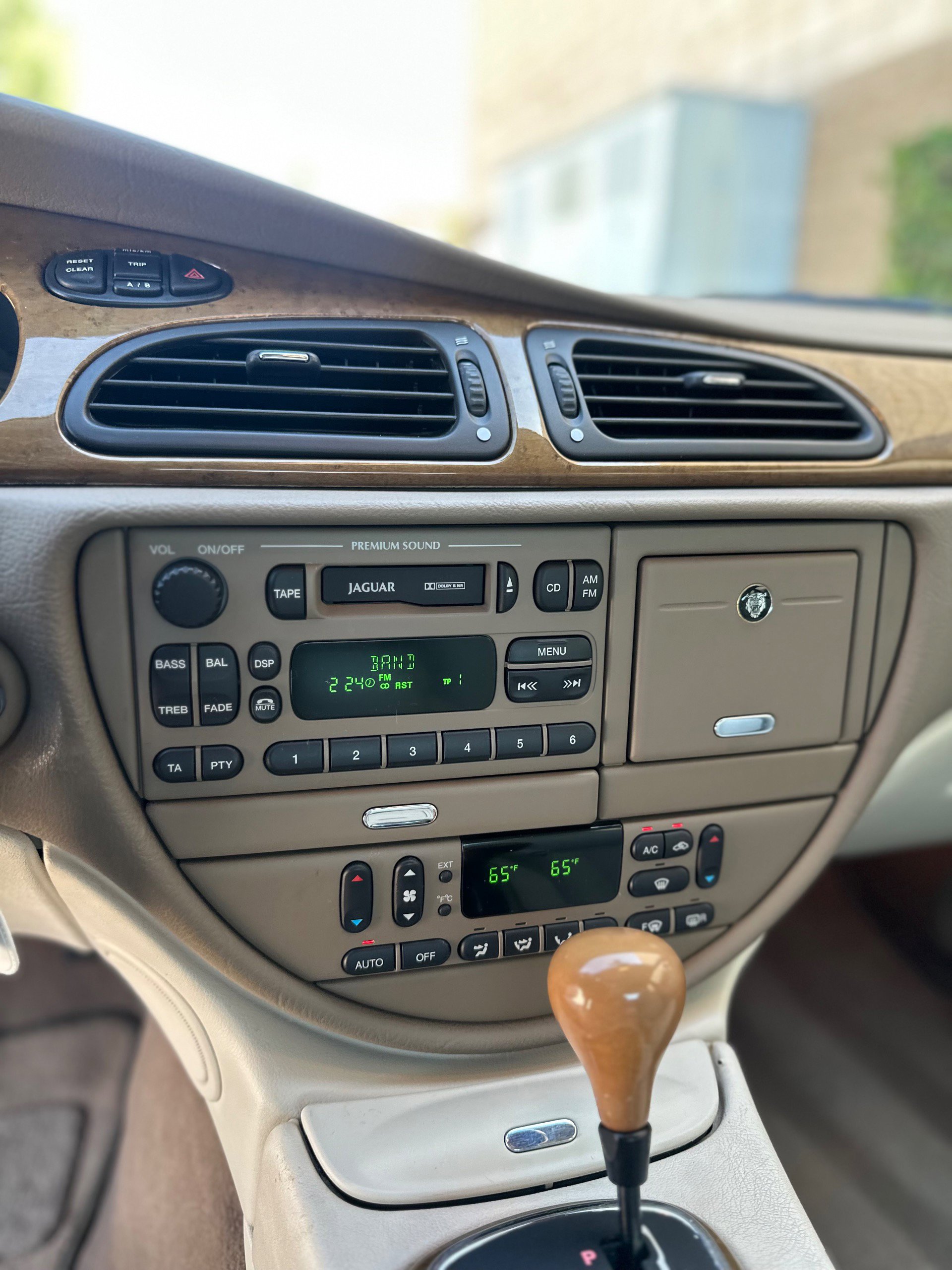 Used 2000 Jaguar S-TYPE 4.0 image 26