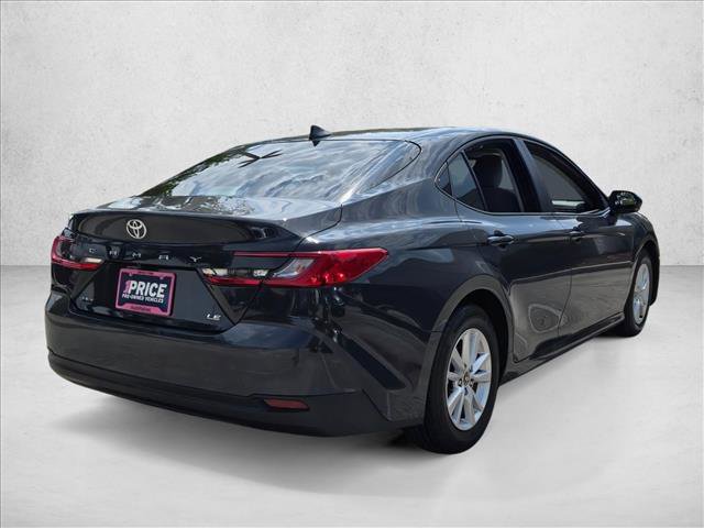 Used 2025 Toyota Camry LE FWD image 5