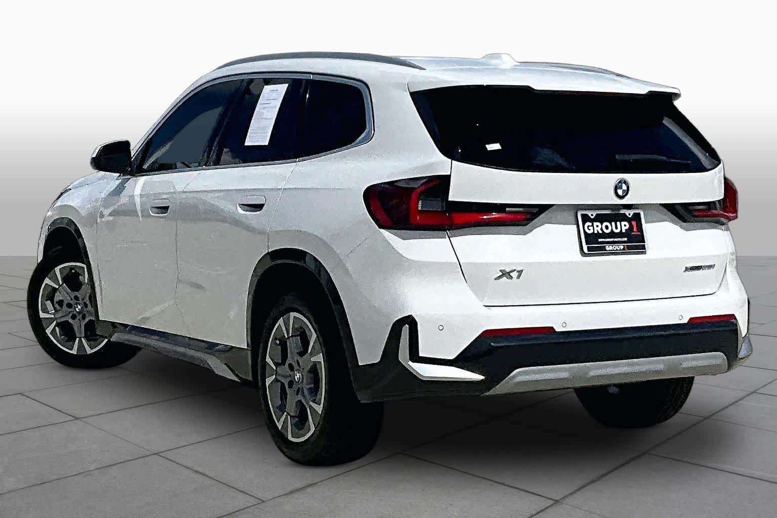 Used 2026 BMW X1 xDrive28i w/ Technology Package AWD/4WD image 11