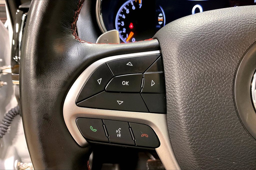 Used 2020 Jeep Grand Cherokee Trailhawk AWD/4WD image 12