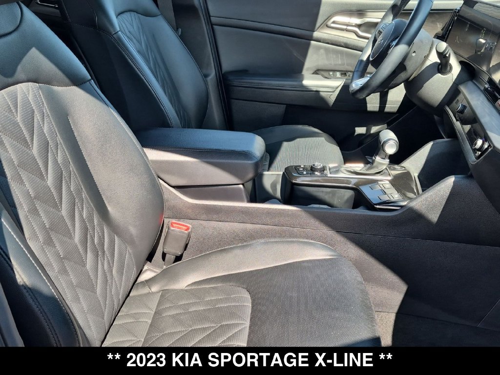 Used 2023 Kia Sportage X-Line AWD/4WD image 32