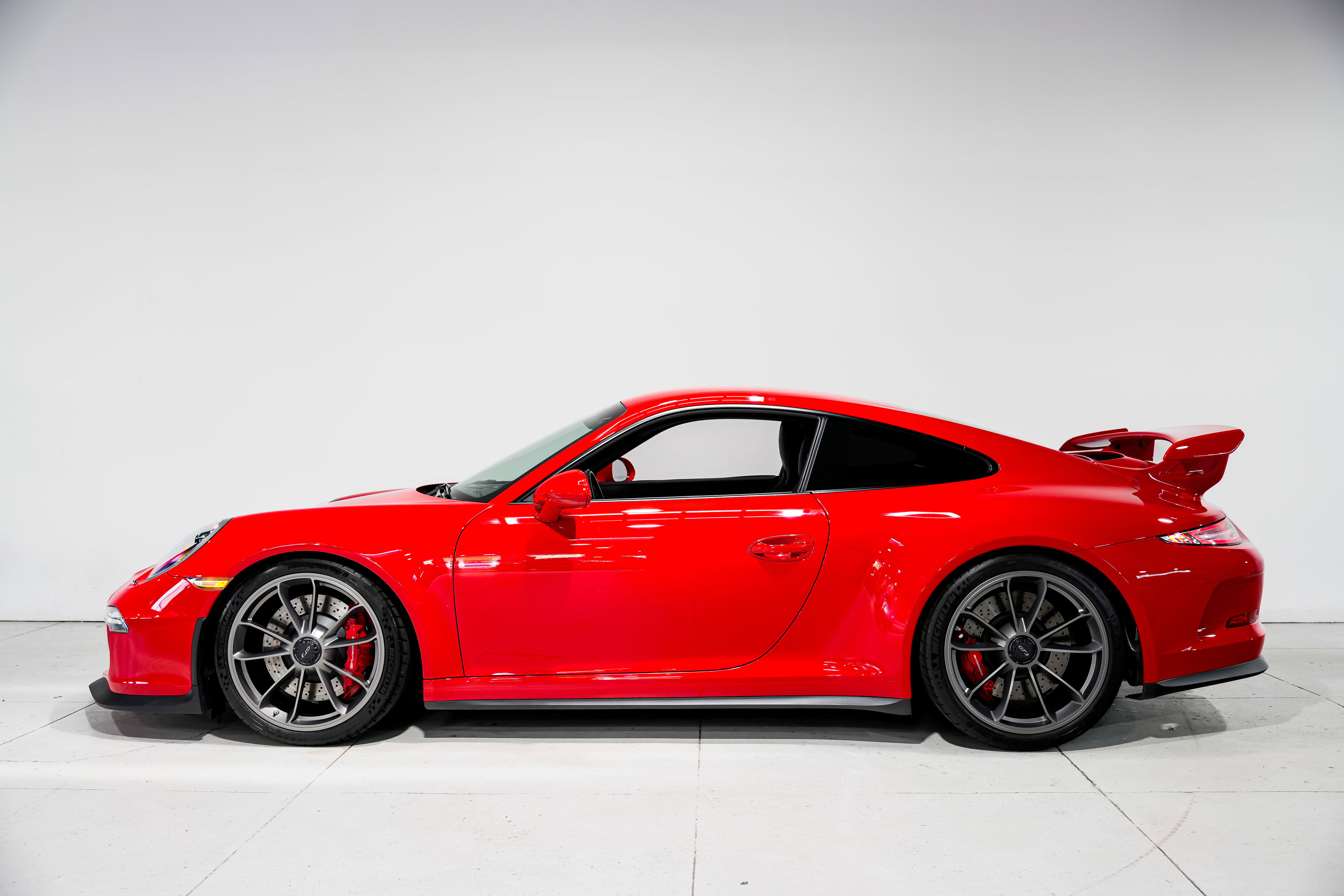 Used 2015 Porsche 911 GT3 image 7