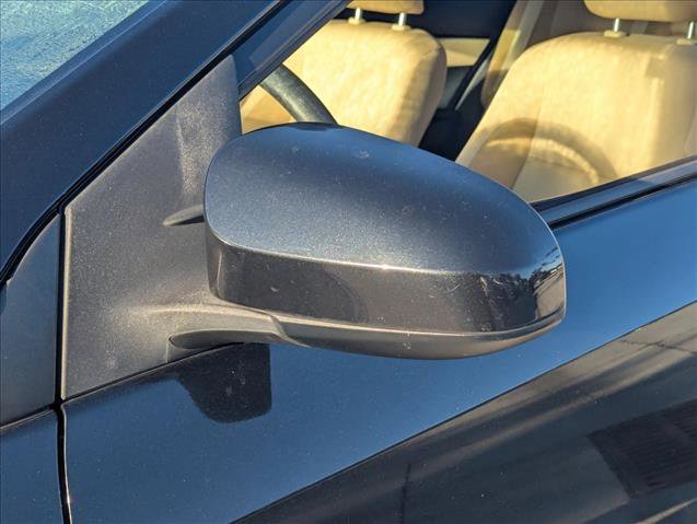 Used 2019 Toyota Corolla LE image 11