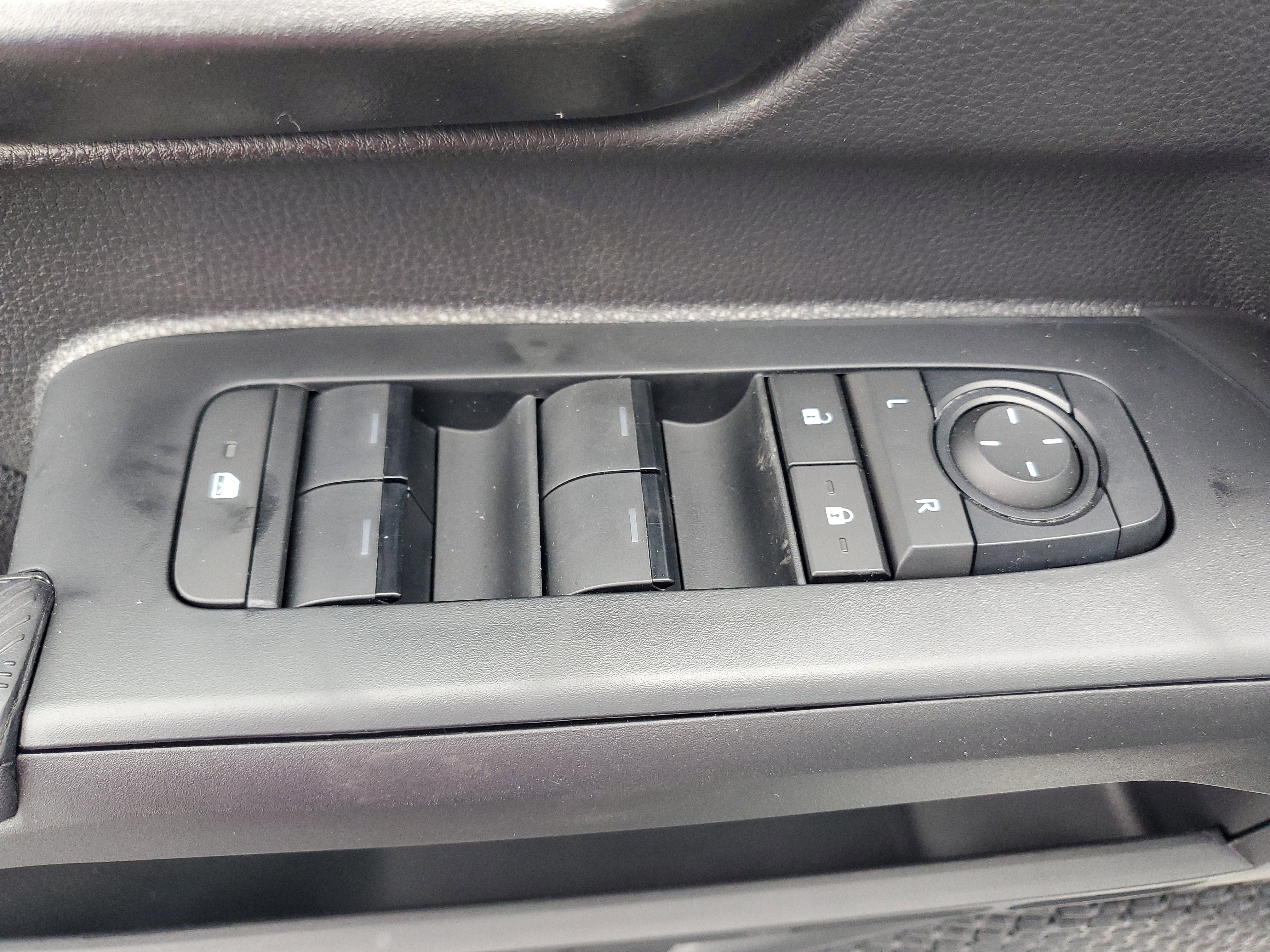 New 2025 Toyota Tacoma SR5 image 19