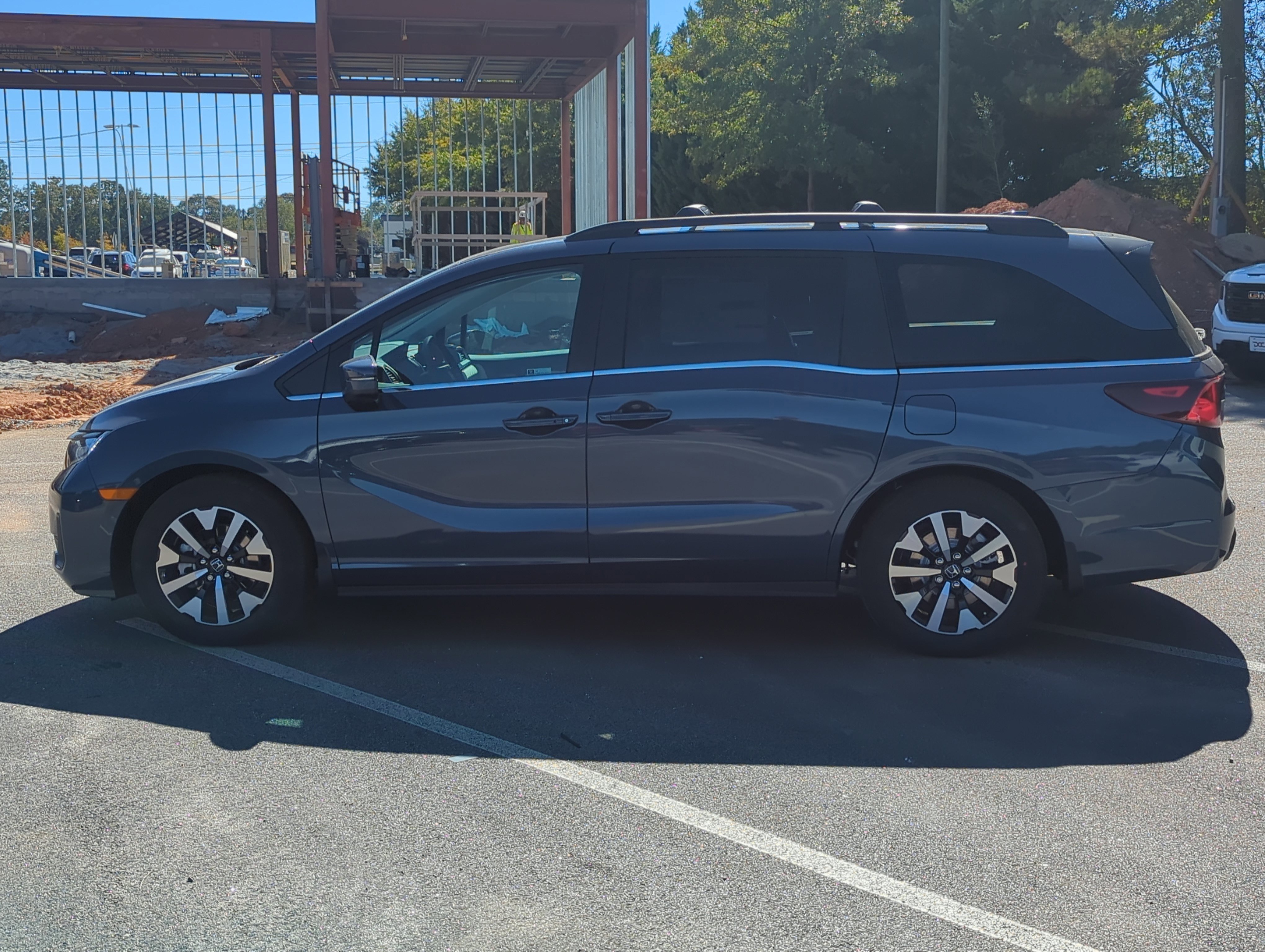 New 2026 Honda Odyssey EX-L image 8