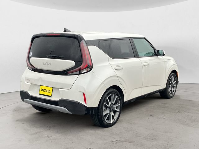Used 2024 Kia Soul EX w/ Option Group 015 FWD image 6