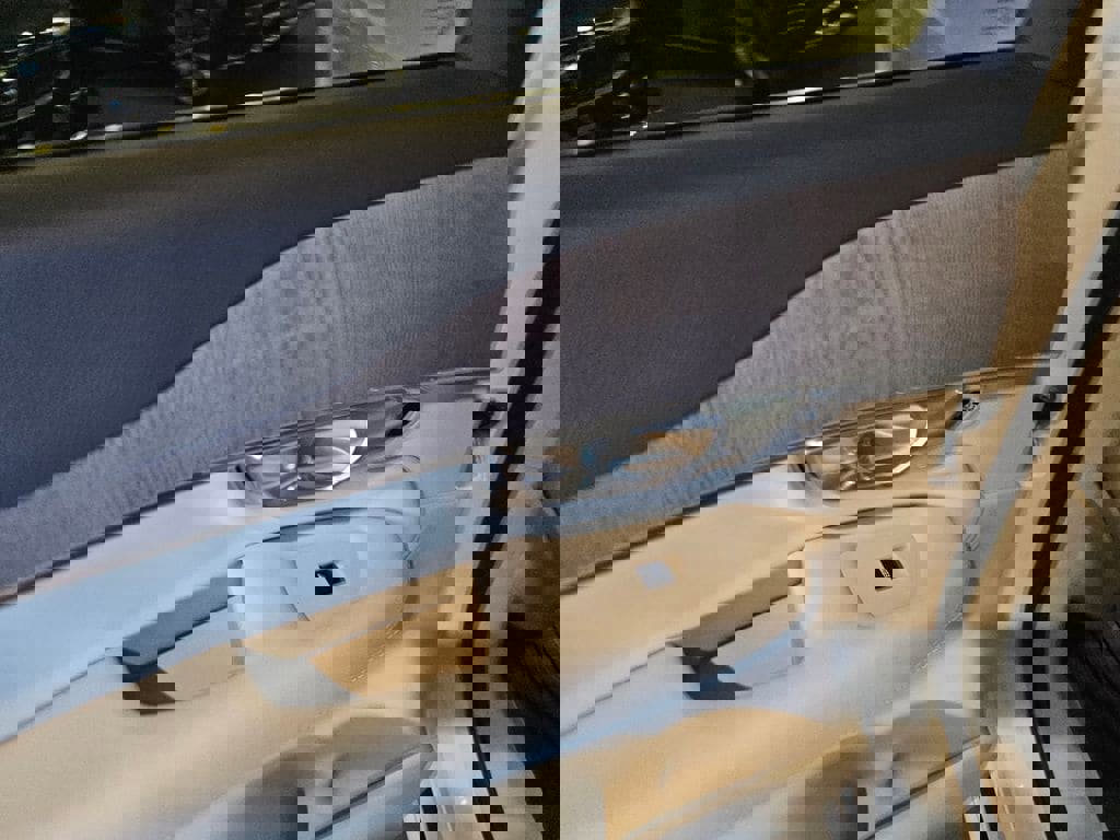 Certified 2023 Volvo XC90 B6 Plus w/ Protection Package image 16