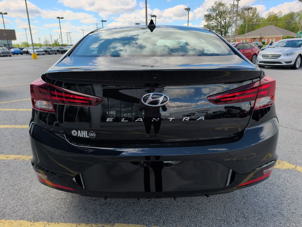 Used 2019 Hyundai Elantra Value Edition w/ Cargo Package FWD image 6