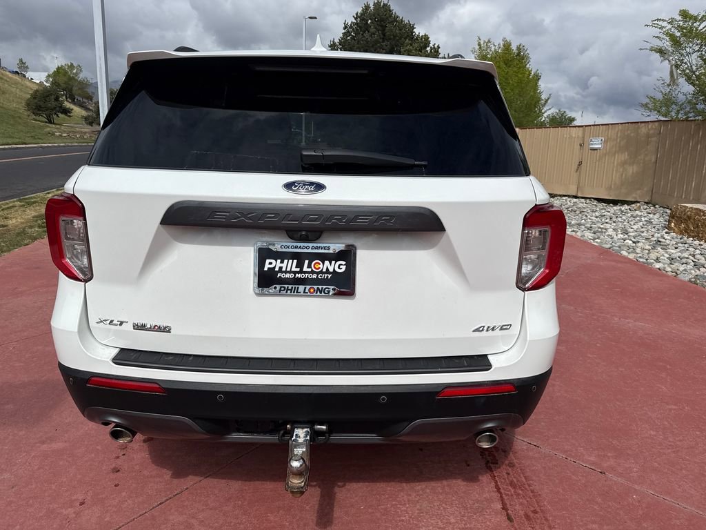 Used 2021 Ford Explorer XLT w/ Equipment Group 202A AWD/4WD image 6