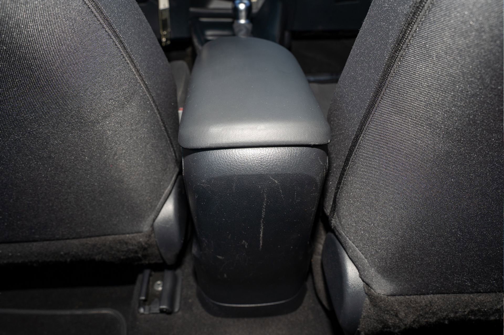 Used 2019 Toyota C-HR LE image 18