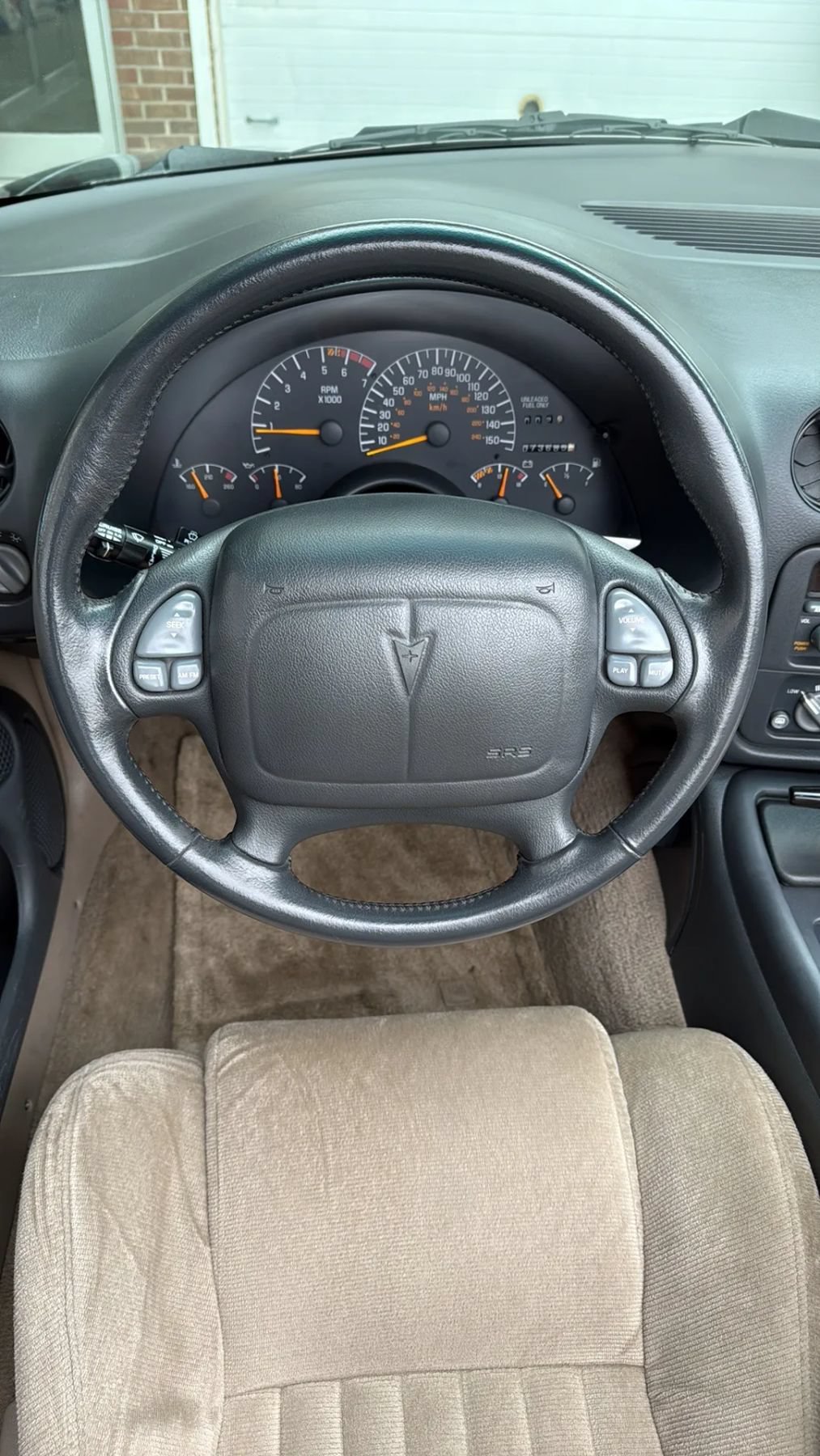 Used 1996 Pontiac Firebird Trans Am RWD image 17