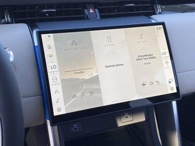 New 2025 Land Rover Discovery Sport S image 8