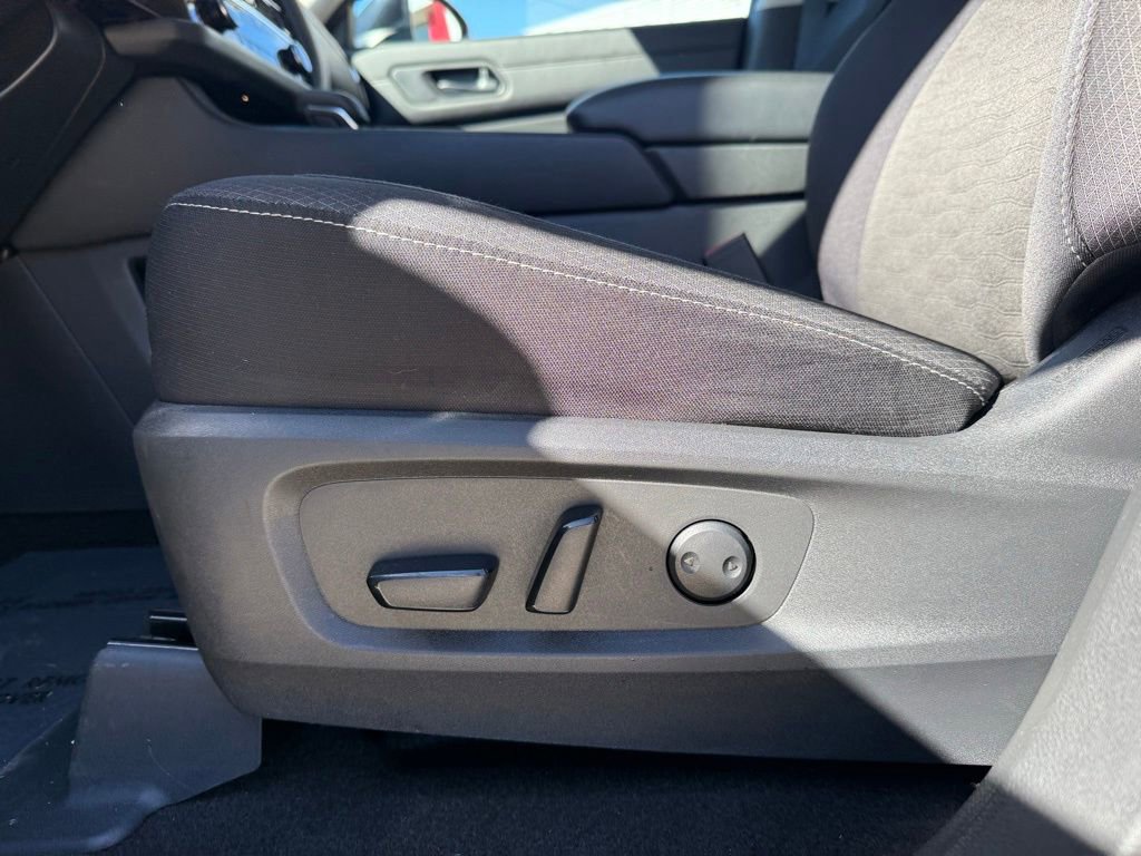 Certified 2024 Nissan Pathfinder SV image 12