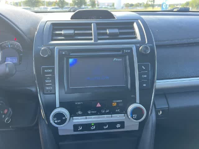 Used 2012 Toyota Camry SE FWD image 18
