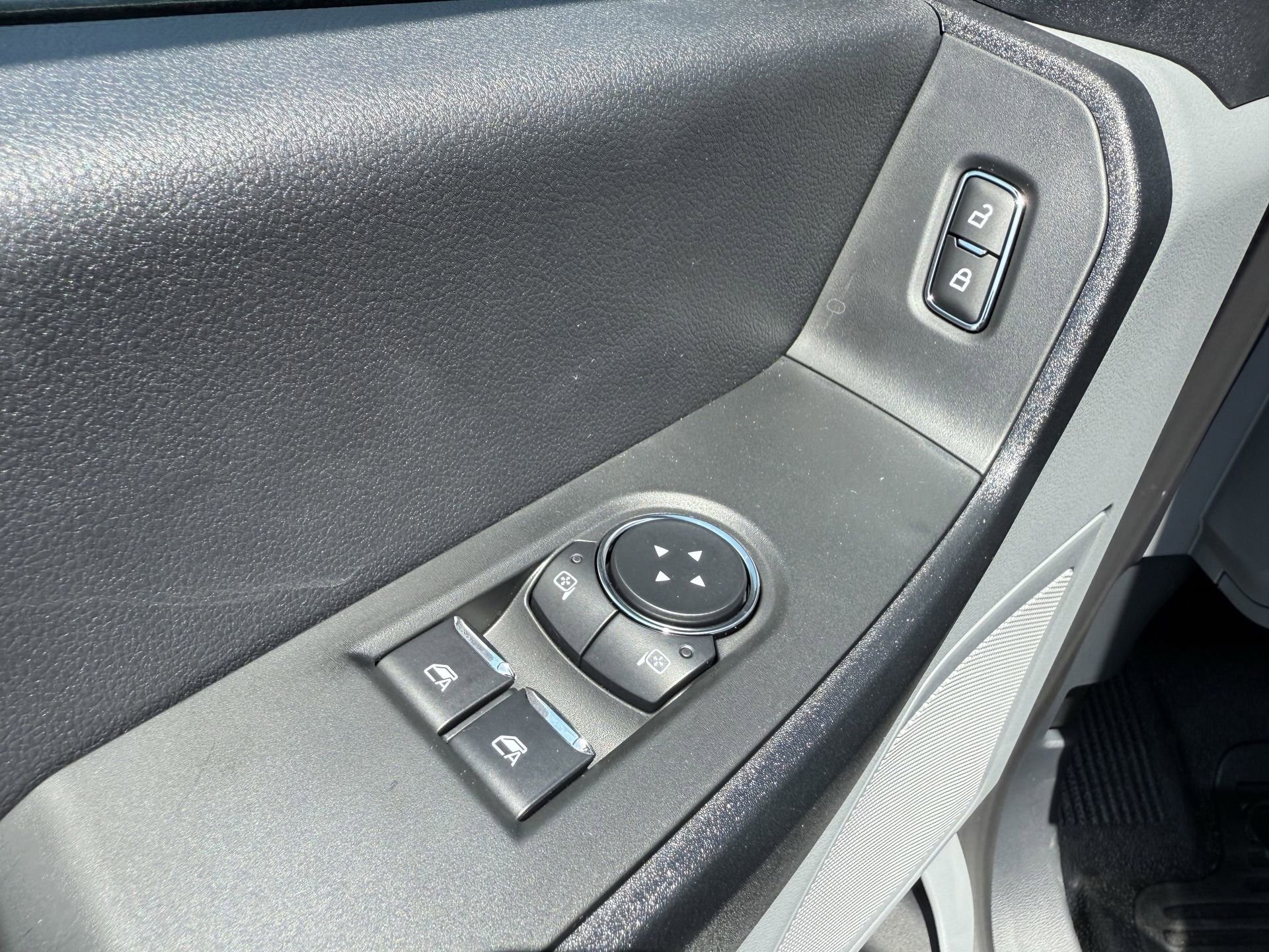 New 2024 Ford F350 XL w/ XL Chrome Package image 21