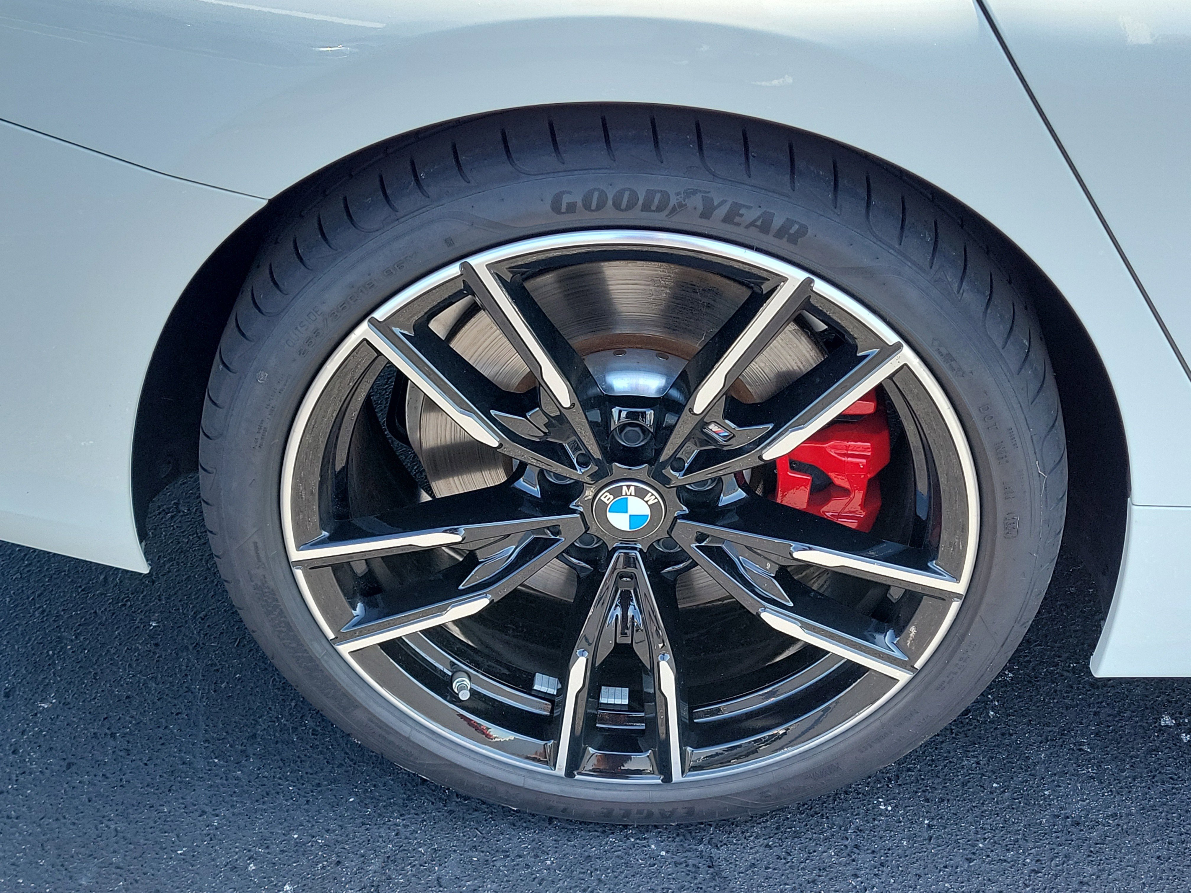 Used 2025 BMW M340i w/ Premium Package RWD image 6