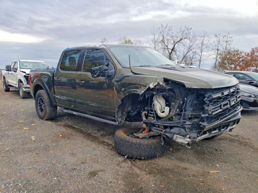 Used 2024 Ford F150 Raptor image 1