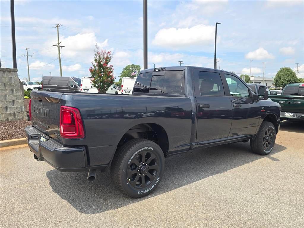 New 2027 RAM 3500 Big Horn AWD/4WD image 3